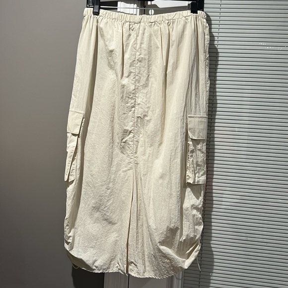 NEW & AUTHENTIC olé by Koton - Off-White Cargo Skirt Size 38 - Picture 2 of 6